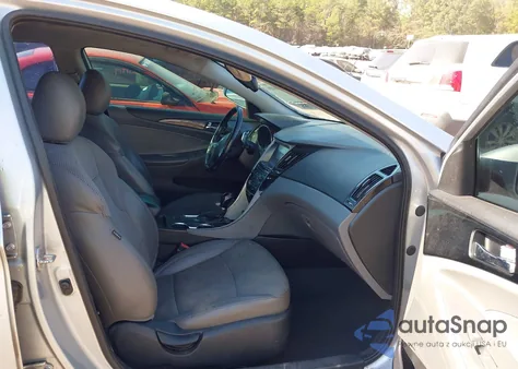 2014 Hyundai Sonata Se 2.0T z USA, uszkodzony, nr VIN 5NPEC4AB7EH841568